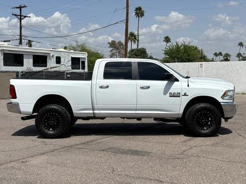 2018 RAM 2500 SLT Crew Cab 4x4 6'4' Box