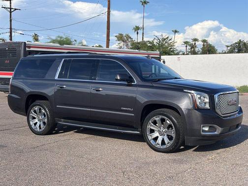 2017 GMC Yukon XL Denali