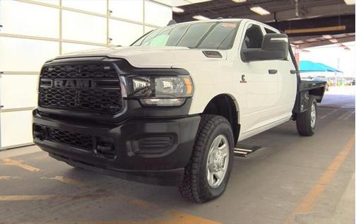 2023 RAM 2500 Tradesman Crew Cab 4x4 8' Box