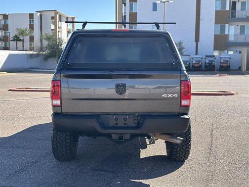 2017 RAM 2500 Tradesman Crew Cab 4x4 6'4' Box