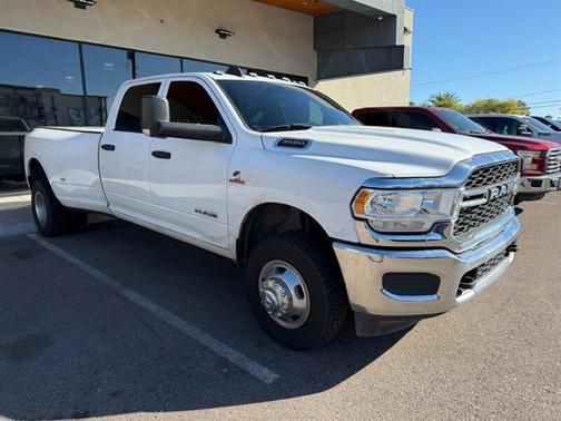 2021 RAM 3500 Tradesman Crew Cab 4x4 8' Box