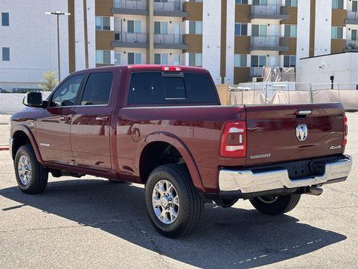2020 RAM 2500 Laramie Crew Cab 4X4 6'4' Box