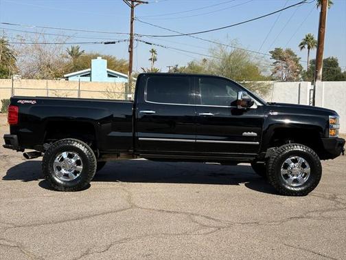 2017 Chevrolet Silverado 2500 High Country