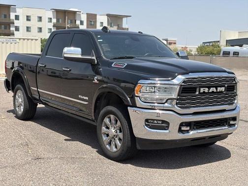 2022 RAM 2500 Limited Crew Cab 4x4 6'4' Box