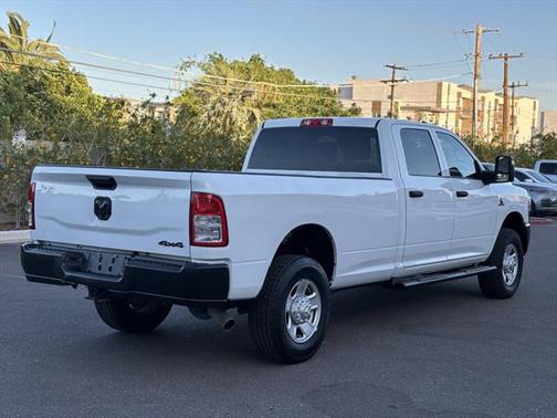 2023 RAM 3500 Tradesman Crew Cab 4x4 8' Box