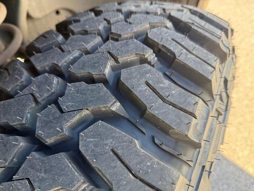 2007 Dodge Ram 2500 SLT Mega Cab