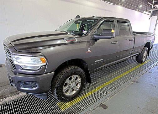 2019 RAM 2500 Big Horn Crew Cab 4x4 8' Box