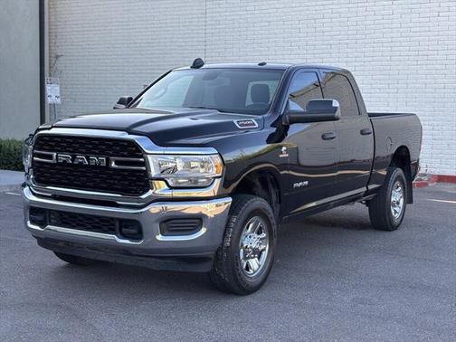 2022 RAM 2500 Big Horn Crew Cab 4x4 6'4' Box