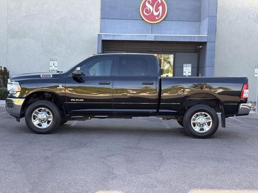 2022 RAM 2500 Big Horn Crew Cab 4x4 6'4' Box
