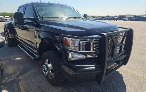 2022 Ford F-350 Lariat