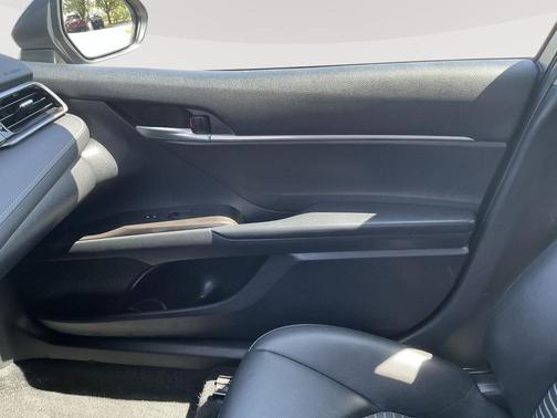 Predawn Gray Mica 2024 Toyota Camry SE