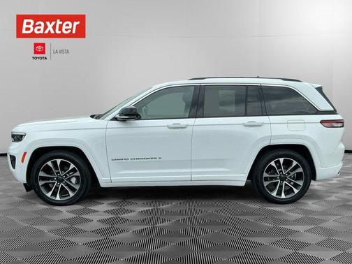 2022 Jeep Grand Cherokee Overland