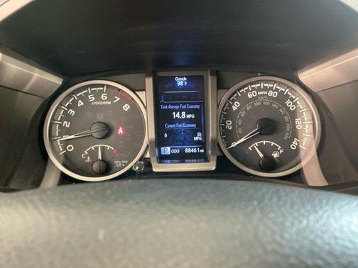 2017 Toyota Tacoma SR5