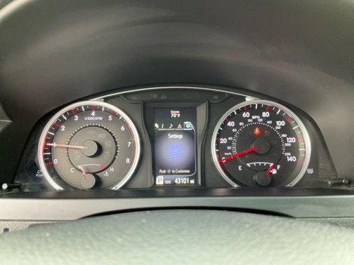 2016 Toyota Camry XSE