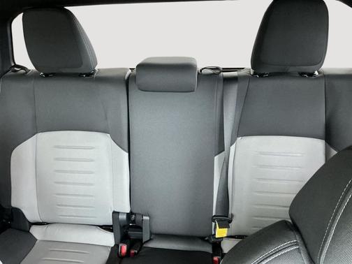 Ice Cap 2024 Toyota Tacoma TRD Sport