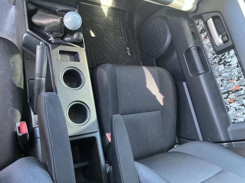 2013 Toyota FJ Cruiser Base