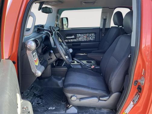 2013 Toyota FJ Cruiser Base