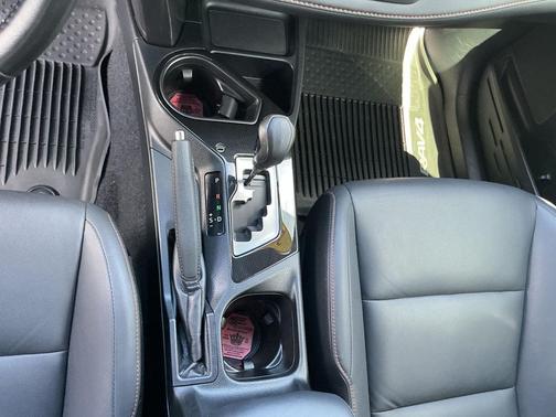 Silver Sky Metallic 2018 Toyota RAV4 SE