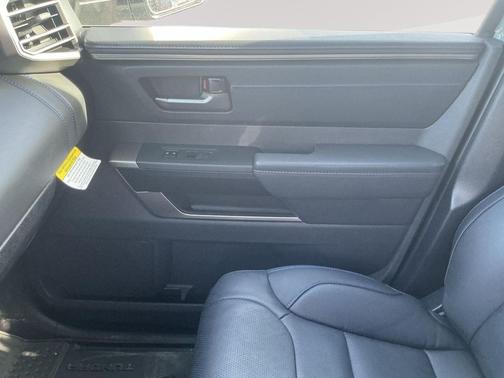 2026 Toyota Tundra Hybrid Platinum