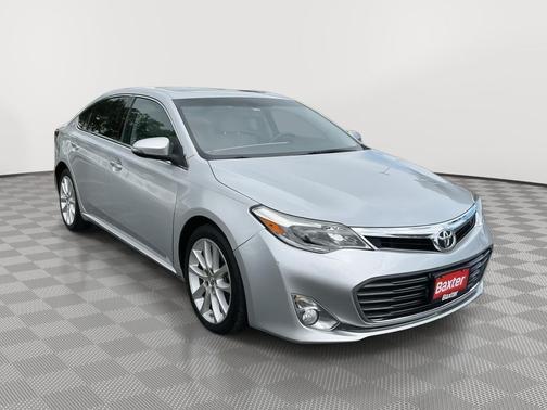 Classic Silver Metallic 2013 Toyota Avalon Limited