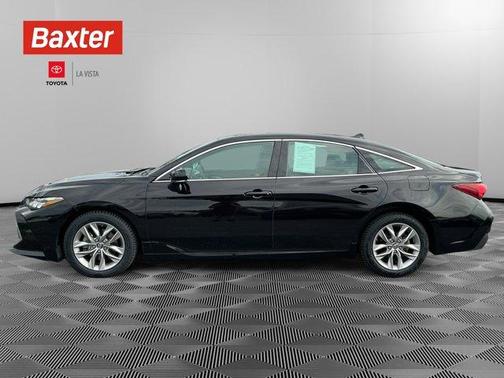 2019 Toyota Avalon XLE