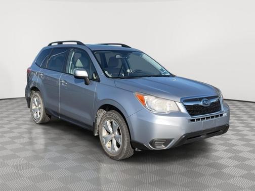 Ice Silver Metallic 2015 Subaru Forester 2.5i Premium