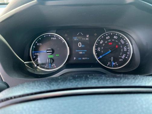 2020 Toyota RAV4 Hybrid XLE