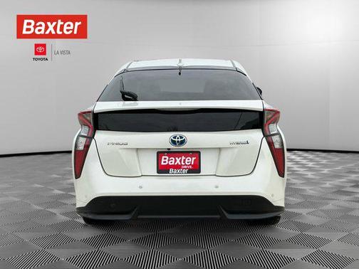 2017 Toyota Prius Four Touring