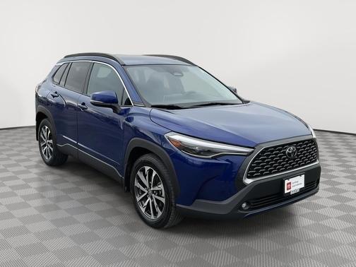 2023 Toyota Corolla Cross XLE
