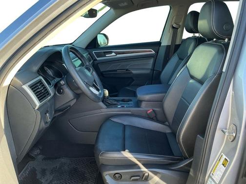 2021 Volkswagen Atlas 3.6L SE w/Technology