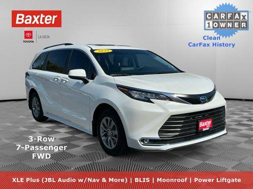 2022 Toyota Sienna XLE 7 Passenger