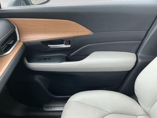 Wind Chill Pearl 2024 Toyota Grand Highlander Limited