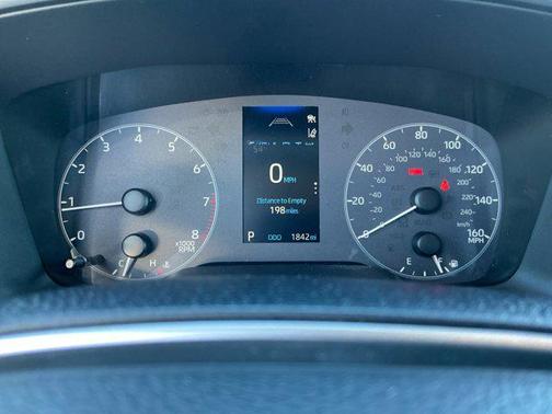 2025 Toyota Corolla Cross LE