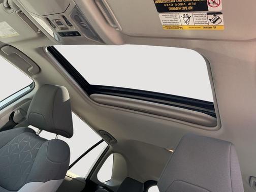 Super White 2021 Toyota RAV4 XLE