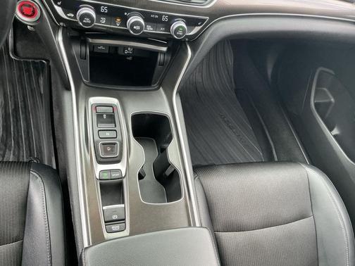 2018 Honda Accord Sport 2.0T