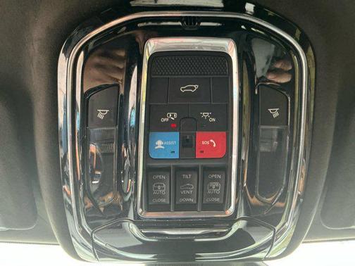 2022 Jeep Grand Cherokee 4xe Summit Reserve