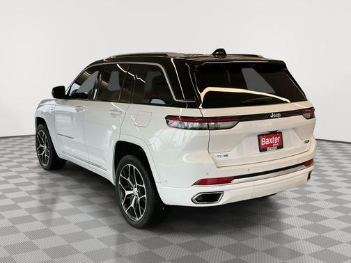 2022 Jeep Grand Cherokee 4xe Summit Reserve