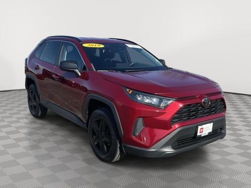2019 Toyota RAV4 LE
