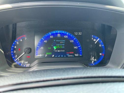 2022 Toyota Corolla Hybrid LE