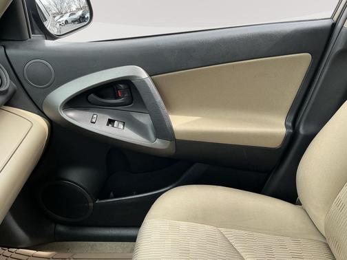 2011 Toyota RAV4 Base