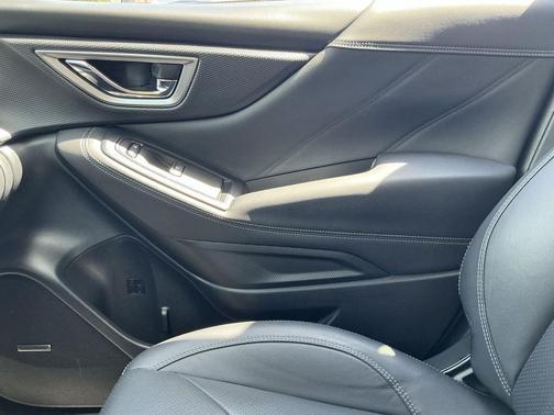 Ice Silver Metallic 2024 Subaru Forester Touring