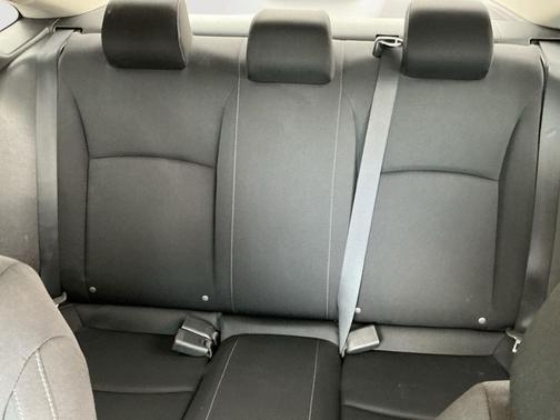 Lunar Silver Metallic 2018 Honda Civic LX