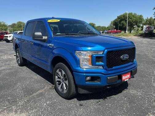 VELOCITY BLUE 2019 Ford F-150 XL