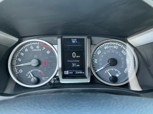 2022 Toyota Tacoma SR5