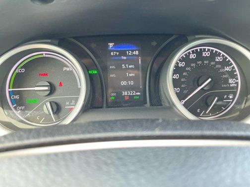 2024 Toyota Camry Hybrid LE