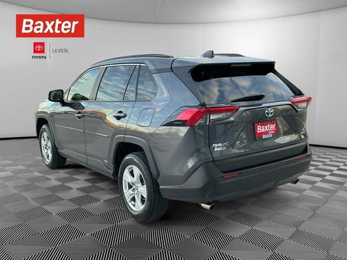 2020 Toyota RAV4 Hybrid LE