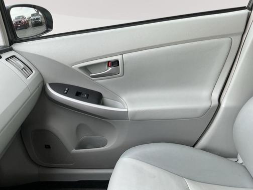 2013 Toyota Prius Four