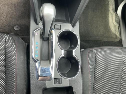 Champagne Silver Metallic 2015 Chevrolet Equinox 1LT