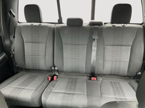 RUBY RED METALLIC TINTED CC 2019 Ford F-150 XLT