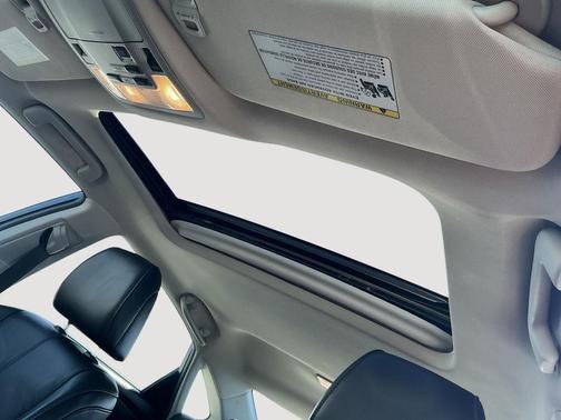 2015 Toyota Avalon Limited